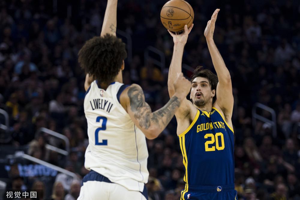 在对手防线 在对手防线